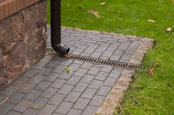 Cost of Gutter Drain Maintenance in Johnson City